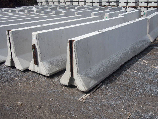 Metrolinx Precast Platform Curb - Base Block